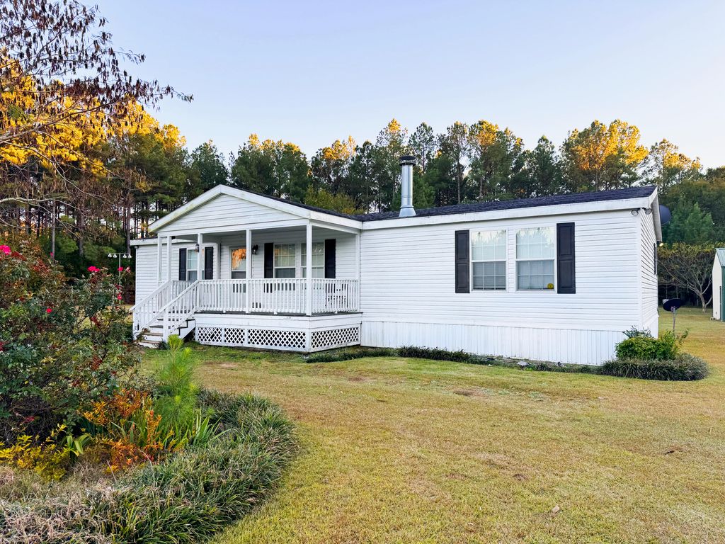 785 Lone Star Road, Cameron, SC 29030