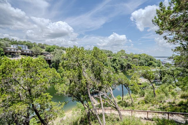 718 Bermuda ST, Lakeway, TX 78734