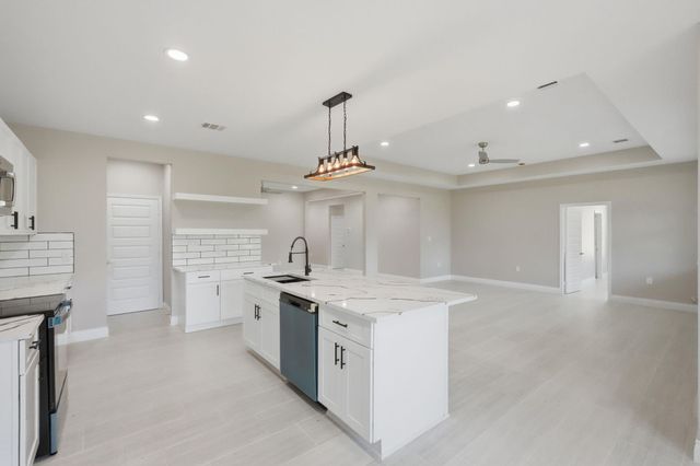 3854 Highline Oaks W, Conroe, TX 77306