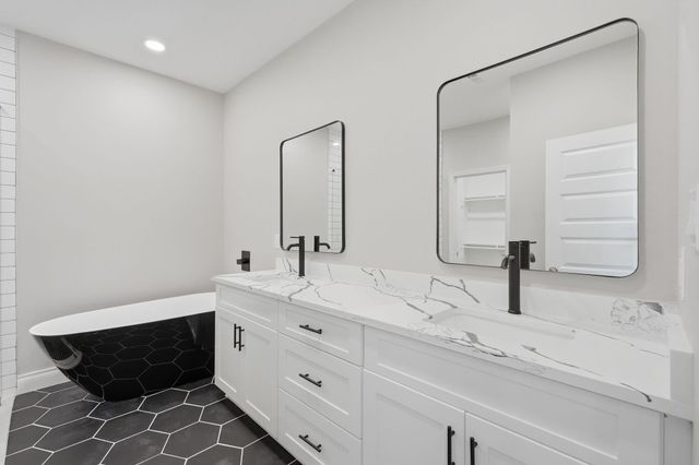 3854 Highline Oaks W, Conroe, TX 77306