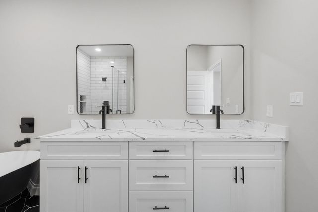3854 Highline Oaks W, Conroe, TX 77306