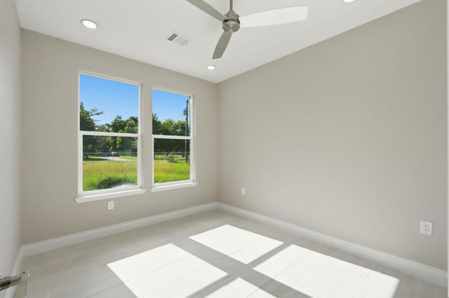 3854 Highline Oaks W, Conroe, TX 77306