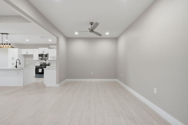 3854 Highline Oaks W, Conroe, TX 77306