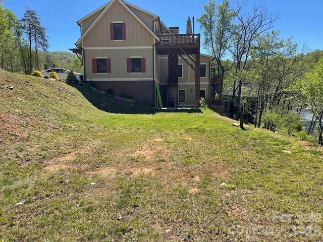 346 River Club Drive, Cullowhee, NC 28723