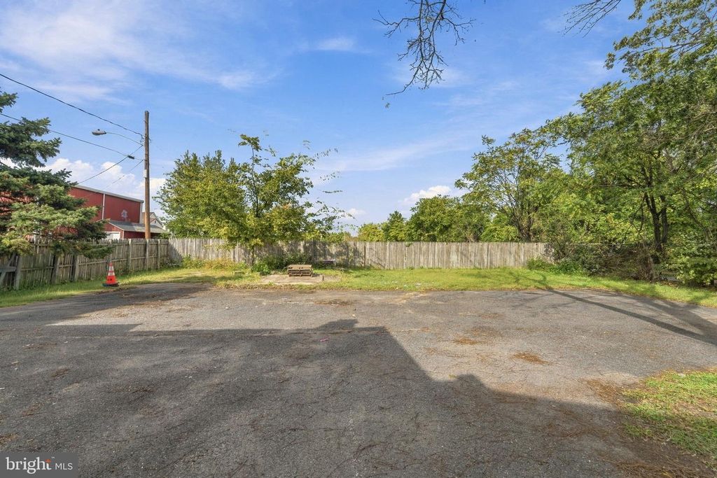 921 GEORGE ST, GLOUCESTER CITY, NJ 08030 — photo 4