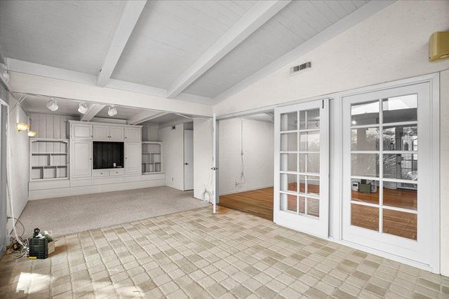 1266 W Mariposa Ave, Stockton, CA 95204