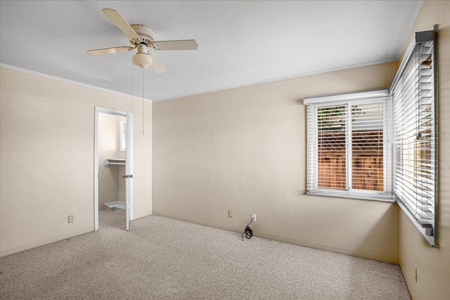 1266 W Mariposa Ave, Stockton, CA 95204