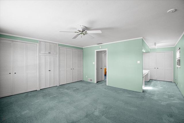 1266 W Mariposa Ave, Stockton, CA 95204