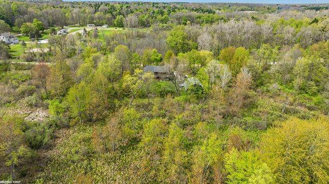 5562 Casey Road, Dryden Twp, MI 48428