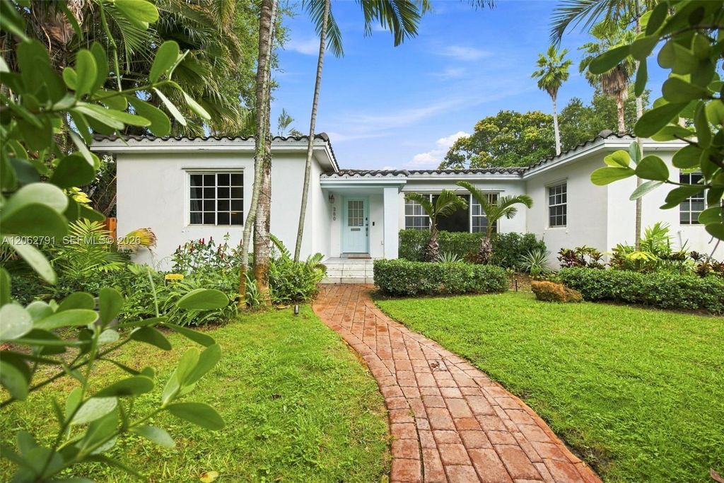 260 NE 95th St, Miami Shores, FL 33138