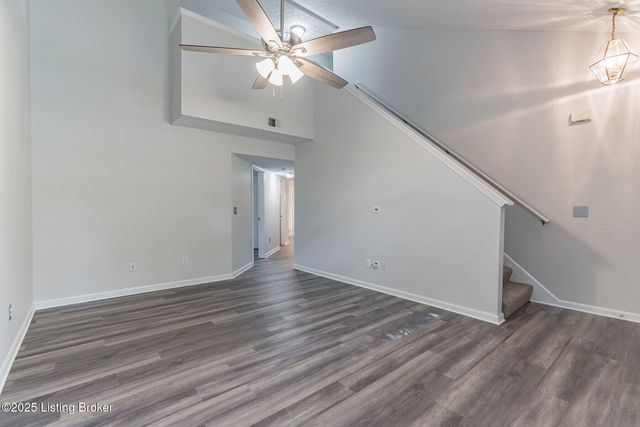 4329 Willowview Blvd, Louisville, KY 40299