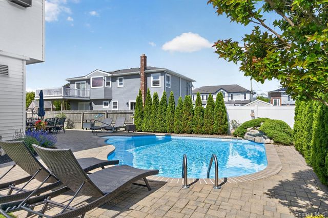 2862 Island Channel Road, Seaford, NY 11783