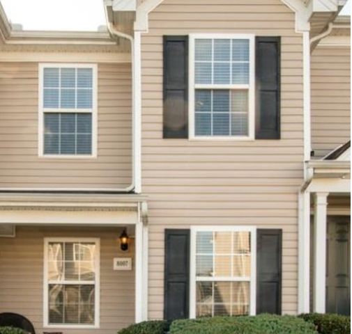8007 Logan Dr, La Vergne, TN 37086