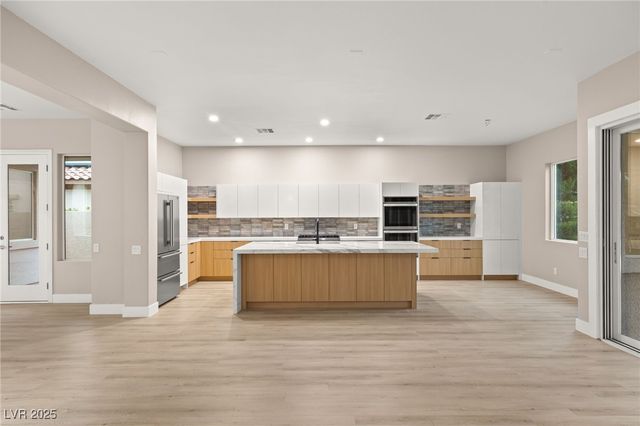 936 Viscanio Place, Las Vegas, NV 89138