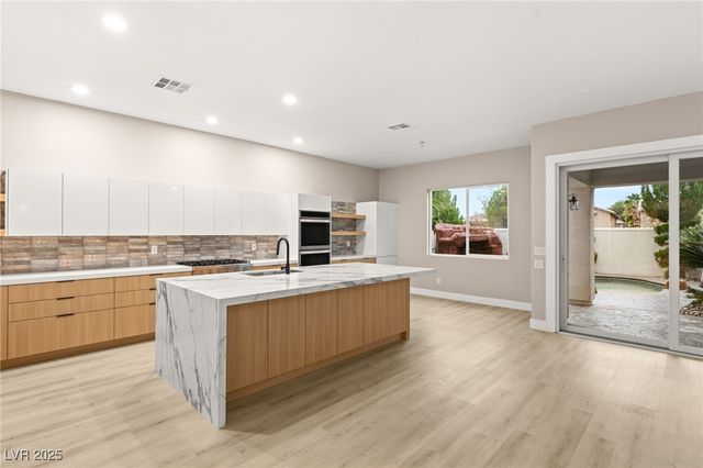 936 Viscanio Place, Las Vegas, NV 89138