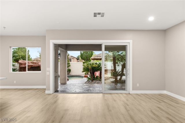 936 Viscanio Place, Las Vegas, NV 89138