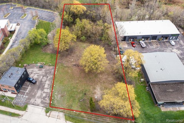 44911 Grand River Avenue, Novi, MI 48375