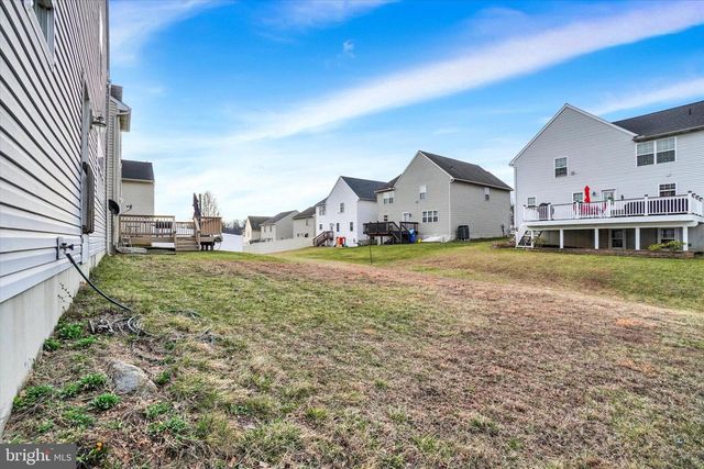 590 THOMAS ARMOR DR, Windsor, PA 17366