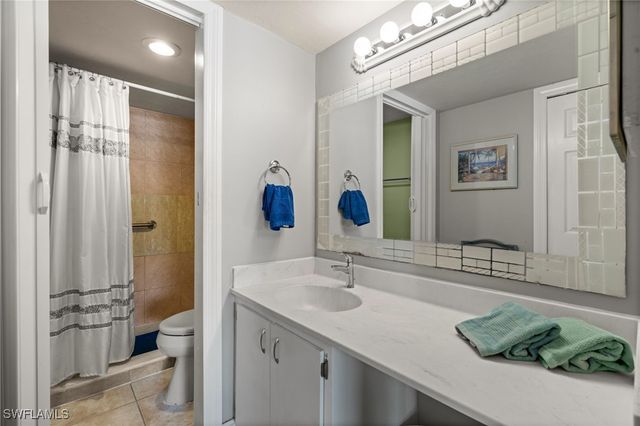 2346 Naples Trace CIR 2, Naples, FL 34109