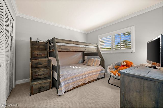 2346 Naples Trace CIR 2, Naples, FL 34109