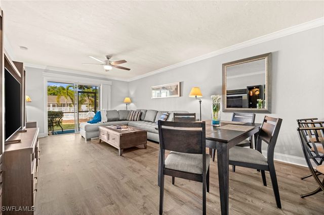 2346 Naples Trace CIR 2, Naples, FL 34109