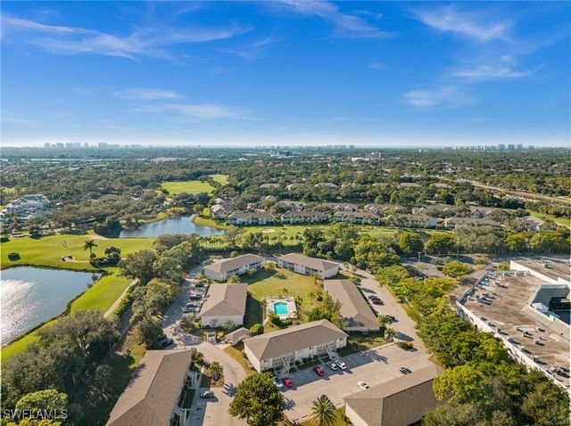 2346 Naples Trace CIR 2, Naples, FL 34109