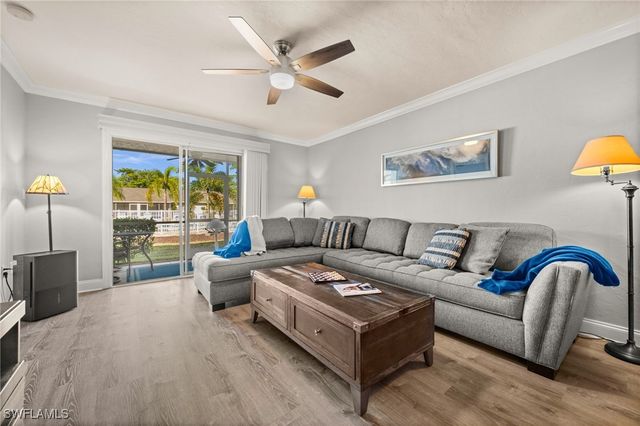 2346 Naples Trace CIR 2, Naples, FL 34109