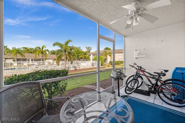 2346 Naples Trace CIR 2, Naples, FL 34109