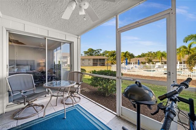 2346 Naples Trace CIR 2, Naples, FL 34109