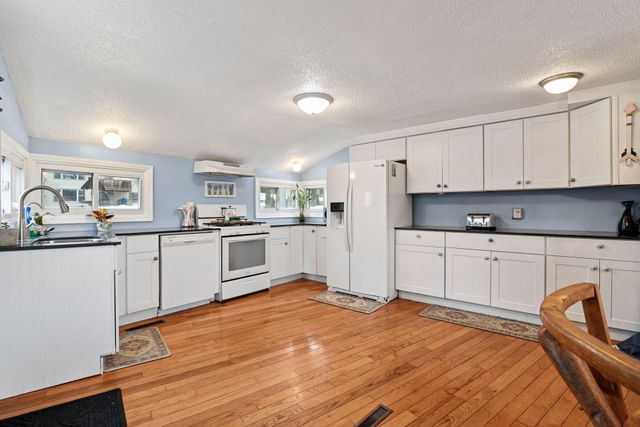 5749 Grandview Boulevard, Mound, MN 55364