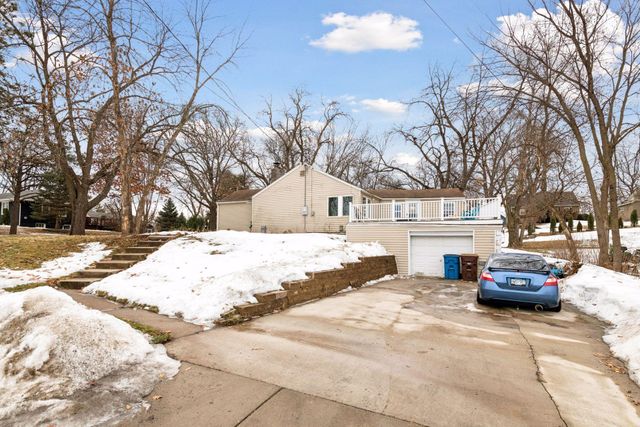 5749 Grandview Boulevard, Mound, MN 55364