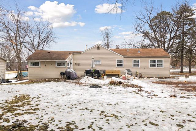 5749 Grandview Boulevard, Mound, MN 55364