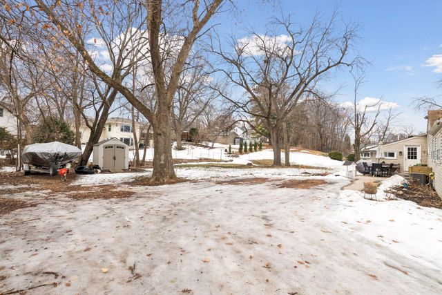 5749 Grandview Boulevard, Mound, MN 55364