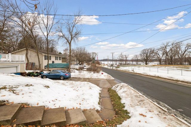 5749 Grandview Boulevard, Mound, MN 55364