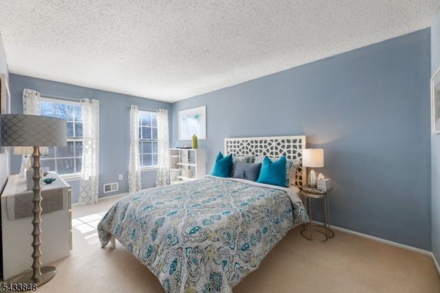 65 Hancock Dr, Morris Twp., NJ 07960