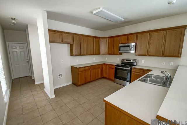 26267 Avoyelles Ave, Denham Springs, LA 70726