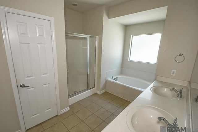 26267 Avoyelles Ave, Denham Springs, LA 70726