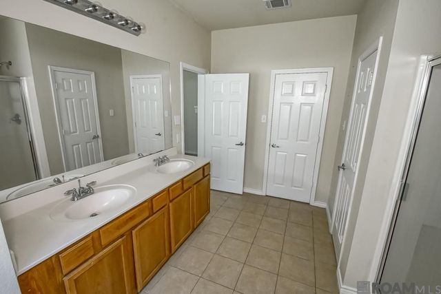 26267 Avoyelles Ave, Denham Springs, LA 70726