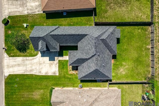 26267 Avoyelles Ave, Denham Springs, LA 70726