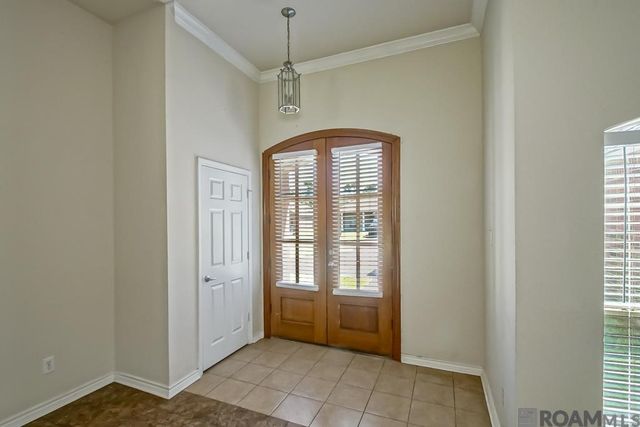 26267 Avoyelles Ave, Denham Springs, LA 70726