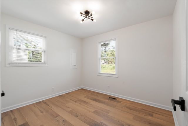 2503 Allenwood Dr, Nashville, TN 37207
