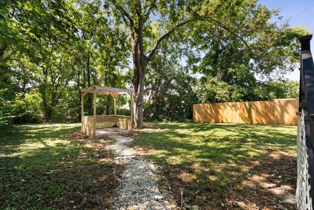 2503 Allenwood Dr, Nashville, TN 37207