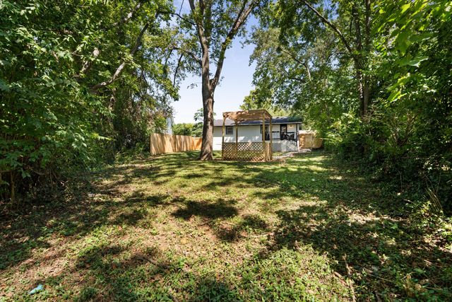 2503 Allenwood Dr, Nashville, TN 37207