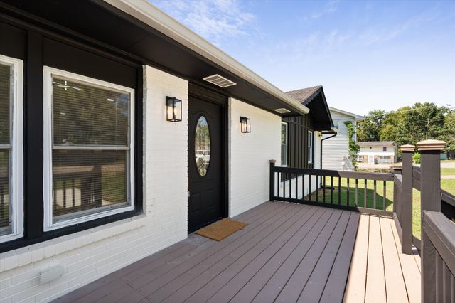 2503 Allenwood Dr, Nashville, TN 37207