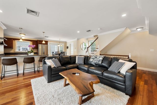 580 Quarry Street 4, Quincy, MA 02169