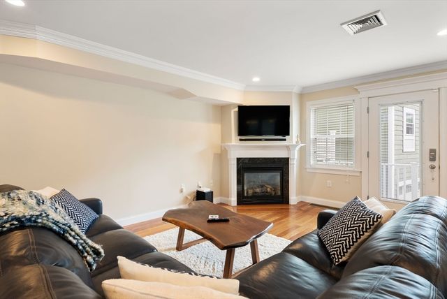 580 Quarry Street 4, Quincy, MA 02169