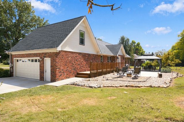 9011 Dandelion Dr, Murfreesboro, TN 37129