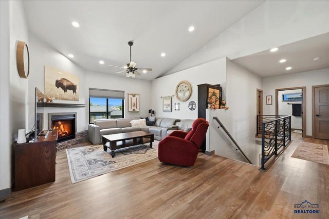3778 W BEARTOOTH LOOP, Spearfish, SD 57783