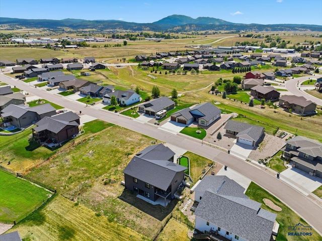 3778 W BEARTOOTH LOOP, Spearfish, SD 57783