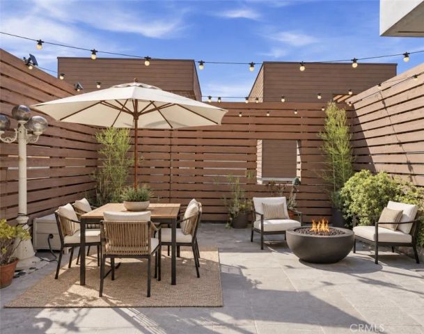 141 S Hudson Avenue 403, Pasadena, CA 91101